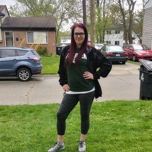 Meet your Posher, Elena